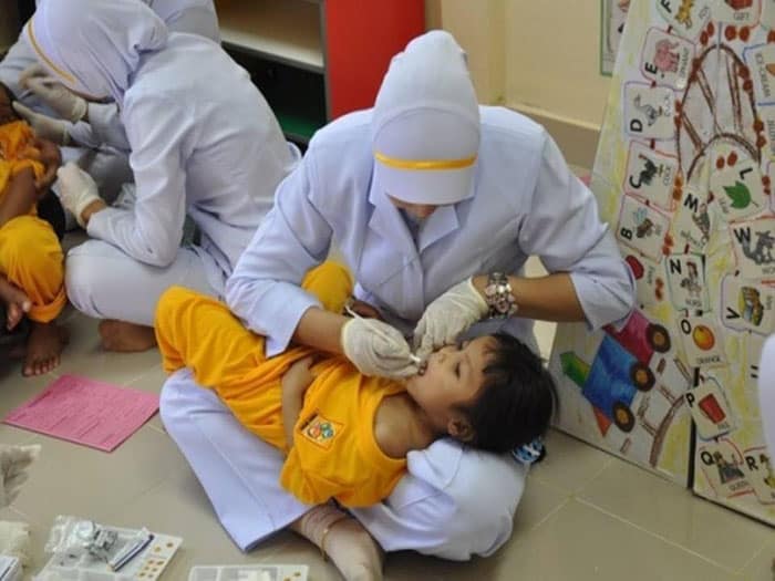 kenali perawat di hospital
