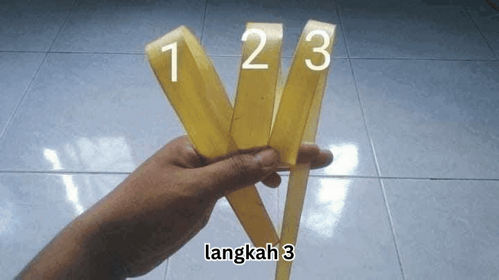 cara menganyam ketupat