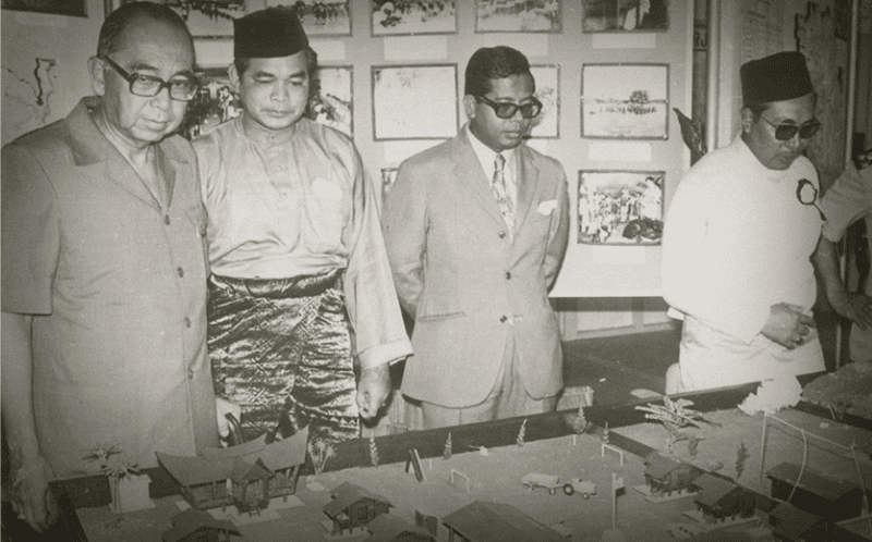 biodata tun abdul razak